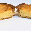シャトレーゼ 3種のチーズを使用した ベイクドチーズタルト 商品写真 2枚目