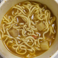 エースコック 魚藍亭監修 よこすか海軍カレーラーメン ビーフ味 商品写真 3枚目