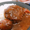 ベル 北海道発チーズインハンバーグカレー 中辛 商品写真 2枚目