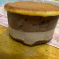 ファミリーマート ファミマルSweets 極厚 どら焼きバーガー チョコムース＆ミルクチョコムース 商品写真 2枚目