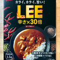 江崎グリコ ビーフカレーLEE 辛さ×30倍 商品写真 3枚目