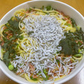 セブン-イレブン 国産釜揚げしらすと小海老のオイルパスタ 商品写真 1枚目