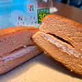 セブン-イレブン 桜シフォンのホイップサンド 商品写真 4枚目