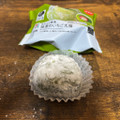 セブン-イレブン まるっと果実 抹茶のいちご大福 商品写真 1枚目