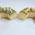 クリスピー・クリーム・ドーナツ Kome‐Dough 玄米茶クリーム 商品写真 2枚目