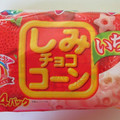 ギンビス しみチョココーン いちご味 商品写真 2枚目