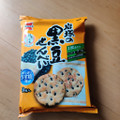 岩塚製菓 岩塚の黒豆せんべい あっさりうす塩味 商品写真 2枚目