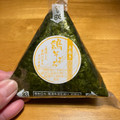 デリカパーラー 手巻おにぎり 鶏そぼろ 商品写真 1枚目