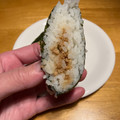 デリカパーラー 手巻おにぎり 鶏そぼろ 商品写真 3枚目