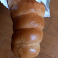 ヤマザキ 極生コロネ 牛乳ホイップ＆カスタード 商品写真 4枚目