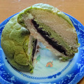 ローソン 森半 お抹茶＆あんこメロンパン 商品写真 2枚目