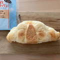 ファミリーマート ファミマルBakery 白生クロワッサン ダブルカスタード 商品写真 3枚目