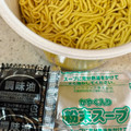 ファミリーマート ファミマル 豚と魚介の旨味うま辛ちゃんぽん 商品写真 2枚目