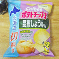 カルビー 北海道初掘りポテトチップス 昆布しょうゆ味 商品写真 1枚目