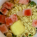 マルちゃん シーフードバター味ラーメン 商品写真 4枚目
