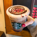 スターバックス カカオ ＆ ストロベリー ムース フラペチーノ 商品写真 2枚目