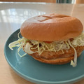 モスバーガー ガーリックトマトのとり竜田バーガー 国産クリームチーズ 商品写真 3枚目