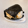 ローソン 盛りすぎ！チャーシューマヨネーズおにぎり 商品写真 4枚目