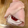 セブン-イレブン もっちり和クレープ さくらといちご 商品写真 2枚目