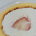 ローソン Uchi Cafe’ × ICHIBIKO いちごのロールケーキ 商品写真 3枚目