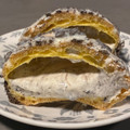 ファミリーマート ファミマルSweets 白いブラックサンダー クッキー＆クリームシュー 商品写真 5枚目