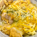 なか卯 チーズ親子丼 商品写真 2枚目