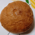 ファミリーマート ファミマルBakery 超も～っちりパン！ も～っちり食感クリームパン 商品写真 2枚目
