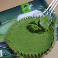 ファミリーマート ファミマルSweets とろける生チーズケーキ 宇治抹茶 商品写真 3枚目