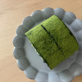 ローソン Uchi Cafe’ × 森半 お餅で巻いた濃い抹茶もち食感ロール 4枚入 商品写真 3枚目