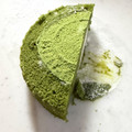 ローソン Uchi Cafe’ × 森半 抹茶ミルクロールケーキ 商品写真 4枚目