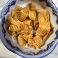 おやつカンパニー ベビースタードデカイラーメン レモン香る濃厚伊勢海老味 商品写真 1枚目