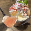びっくりドンキー ジョッキパフェ ピーチ 商品写真 4枚目