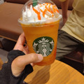スターバックス ぎゅぎゅっと オレンジ ＆ マンゴー フラペチーノ 商品写真 2枚目