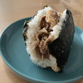 ローソン 吉野家監修 具！おにぎり まるで牛すき丼 商品写真 5枚目