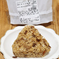 セブン-イレブン おおきなおむすび 鶏ごぼう もち麦入 商品写真 3枚目