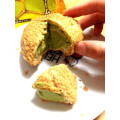 ファミリーマート Sweets＋ 抹茶のシュークリーム 商品写真 3枚目