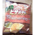 カルビー お・と・なピザポテト 魚介のトマトクリームソース味 商品写真 2枚目