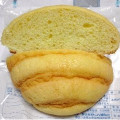 ヤマザキ 塩バター風味メロンパン 商品写真 2枚目
