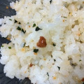 丸美屋 混ぜ込みわかめ うにめし風 商品写真 1枚目