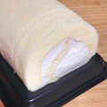 モンテール 小さな洋菓子店 カマンベールチーズの手巻きロール 商品写真 4枚目