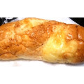 ヤマザキ チーズのパン 北海道産小麦 商品写真 1枚目