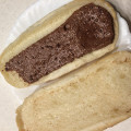 ローソン もっちりとしたコッペパン チョコ＆クッキー 商品写真 4枚目