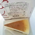 ファミール製菓 北海道のつぶあんとクリームチーズのチーズケーキ 商品写真 1枚目
