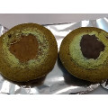 ローソン Uchi Cafe’ SWEETS Uchi Cafe’ SWEETS 宇治抹茶の生どら焼 つぶあん 商品写真 5枚目