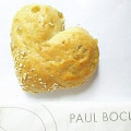 PAUL ハートのフルーツグラノーラロール（はちみつ風味） 商品写真 1枚目