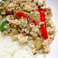 ハウス スパイスクッキング アジアン屋台街 鶏ひき肉のバジル炒め ガパオ 商品写真 2枚目