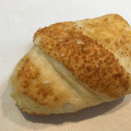 ローソン 塩バターパン チーズ 商品写真 1枚目