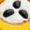 ローソン Uchi Cafe’ SWEETS プレミアム丹波黒豆と芋栗のロールケーキ 商品写真 2枚目
