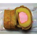 ヤマザキ シューロールケーキ いちごホイップ＆いちごジャム 商品写真 4枚目