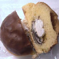 サークルKサンクス おいしいパン生活 スイートチョコパン ホイップクリーム 商品写真 1枚目